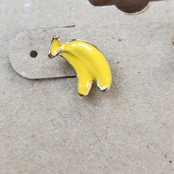 🩵NWT Attic Salt Banana Earrings - Picture 2 of 3
